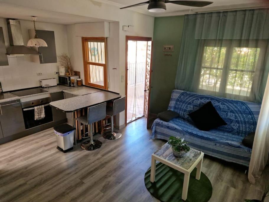 Oscar'S Chillout House By The Beach Санта Пола Екстериор снимка